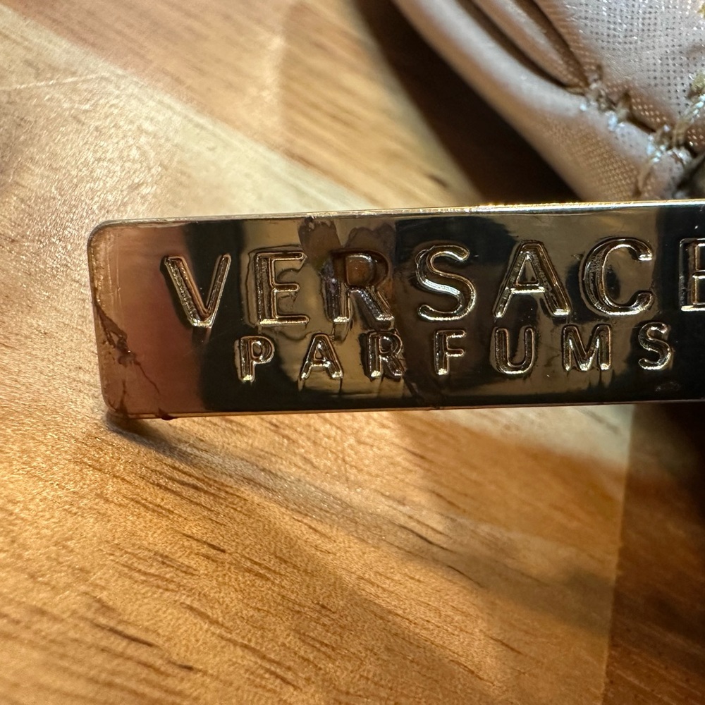Versace Parfume Toiletry Bag| Cream- Gold Color - Picture 7 of 12